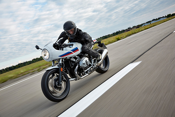P90232547_highRes_the-new-bmw-r-ninet-